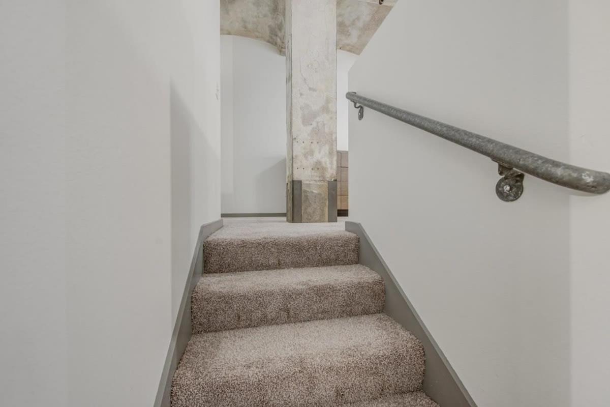2Br 2Ba Spacious Historic Loft With Gym By Envitae 캔자스시티 외부 사진